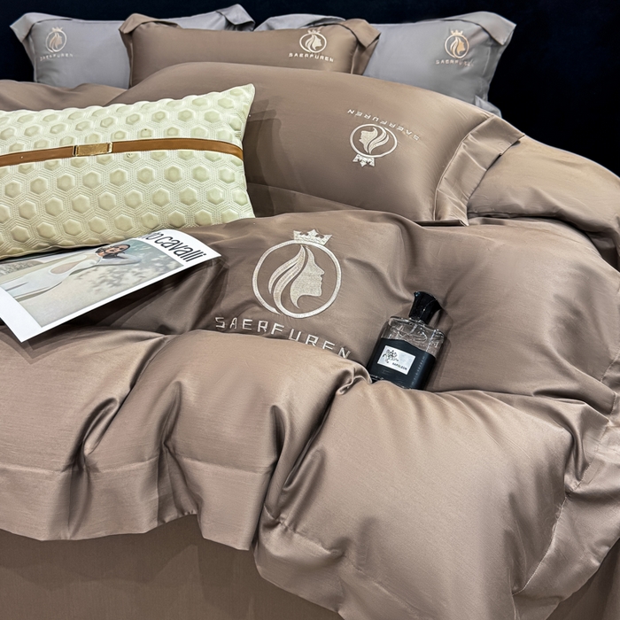 91家纺网 家纺一手货源 找家纺 盛凡家纺 2026春夏新款全棉纯棉100支长绒棉绣花四件套--萨尔夫人 萨尔夫人-奶咖