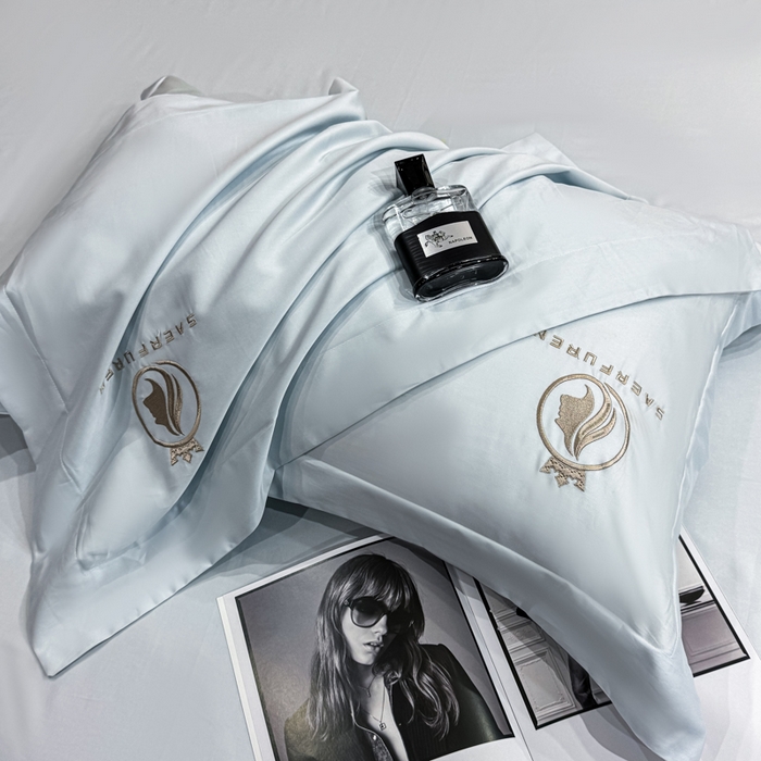 91家纺网 家纺一手货源 找家纺 盛凡家纺 2026春夏新款全棉纯棉100支长绒棉绣花四件套--萨尔夫人 萨尔夫人-迷雾蓝