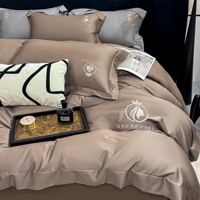 91家纺网 家纺一手货源 找家纺 盛凡家纺 2026春夏新款全棉纯棉100支长绒棉绣花四件套--萨尔夫人 萨尔夫人-奶咖