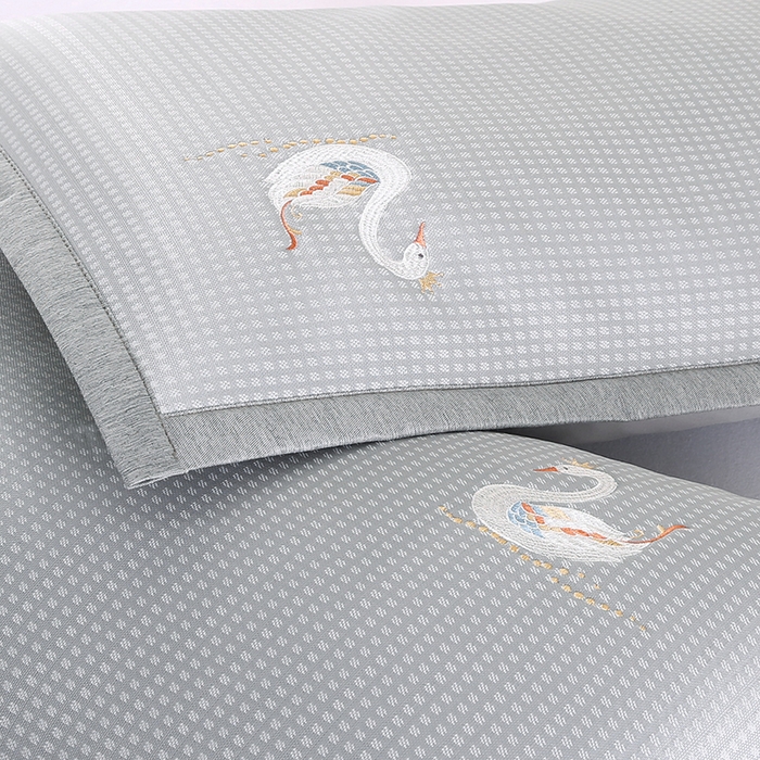 91家纺网 家纺一手货源 找家纺 小牛席业 2026新款华夫格天鹅冰丝夏凉枕套夏凉枕套冰丝枕套藤枕套冰藤枕套冰丝枕套竹枕套凉席枕套豆豆枕套 华夫格天鹅冰丝夏凉枕套-灰色