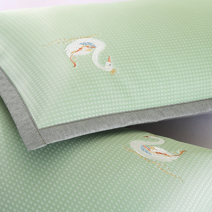 91家纺网 家纺一手货源 找家纺 小牛席业 2026新款华夫格天鹅冰丝夏凉枕套夏凉枕套冰丝枕套藤枕套冰藤枕套冰丝枕套竹枕套凉席枕套豆豆枕套 华夫格天鹅冰丝夏凉枕套-绿色