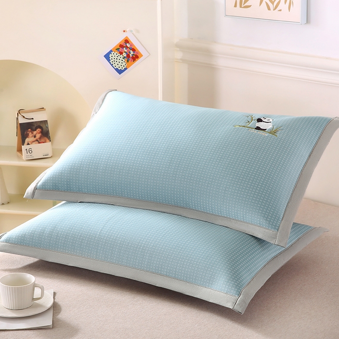 91家纺网 家纺一手货源 找家纺 小牛席业 2026新款华夫格爱家熊猫夏凉枕套凉枕套冰丝枕套藤枕套冰藤枕套冰丝枕套竹枕套凉席枕套豆豆枕套 蓝色