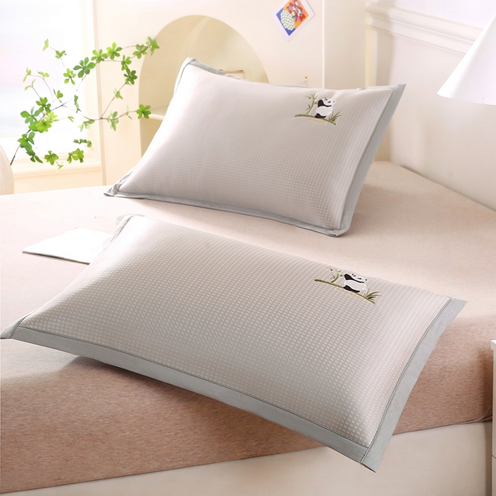 91家纺网 家纺一手货源 找家纺 小牛席业 2026新款华夫格爱家熊猫夏凉枕套凉枕套冰丝枕套藤枕套冰藤枕套冰丝枕套竹枕套凉席枕套豆豆枕套 香槟