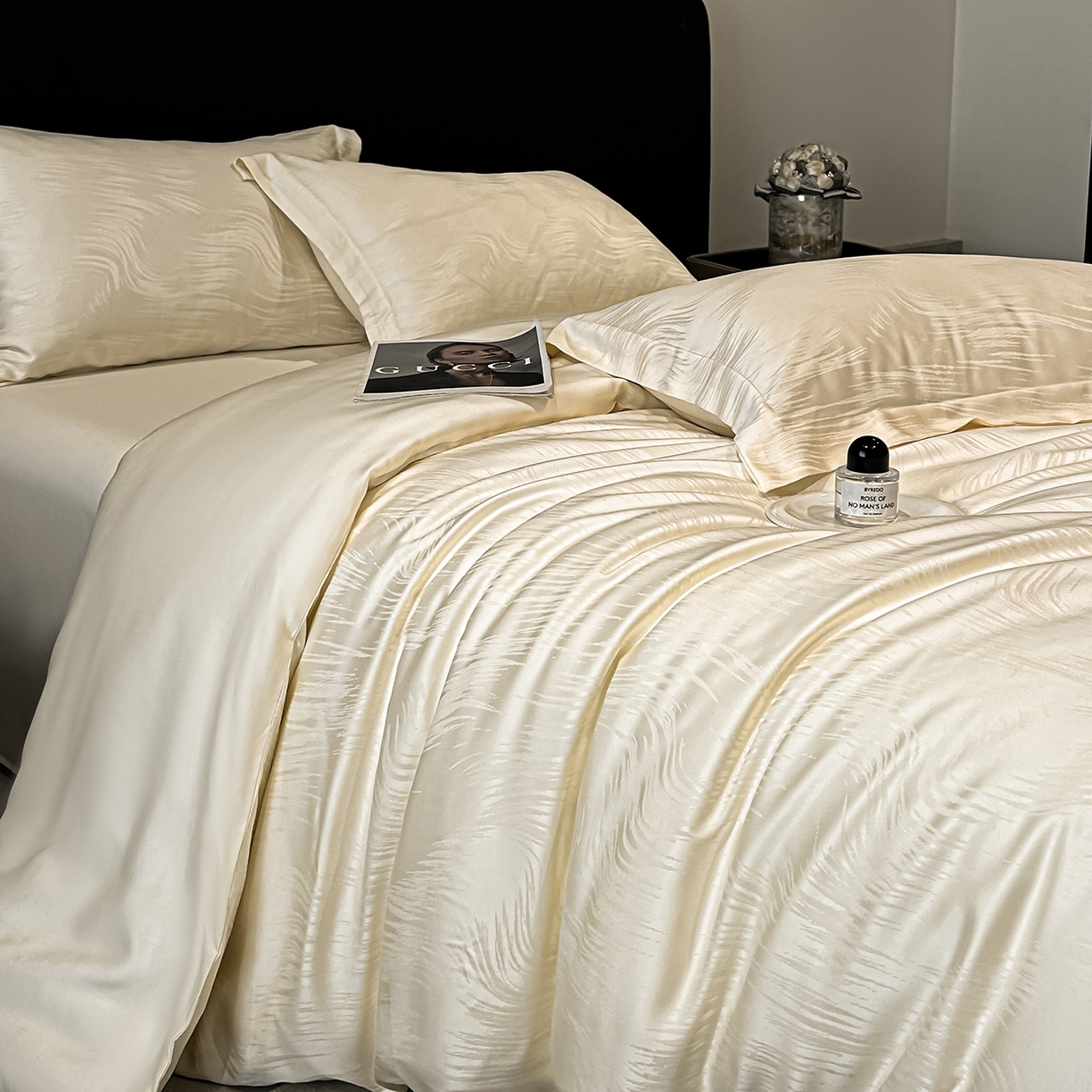 91家纺网 家纺一手货源 找家纺 （总）慕晨 2026新款莱赛尔提花被套四件套高级简奢款天丝4件套直播热款