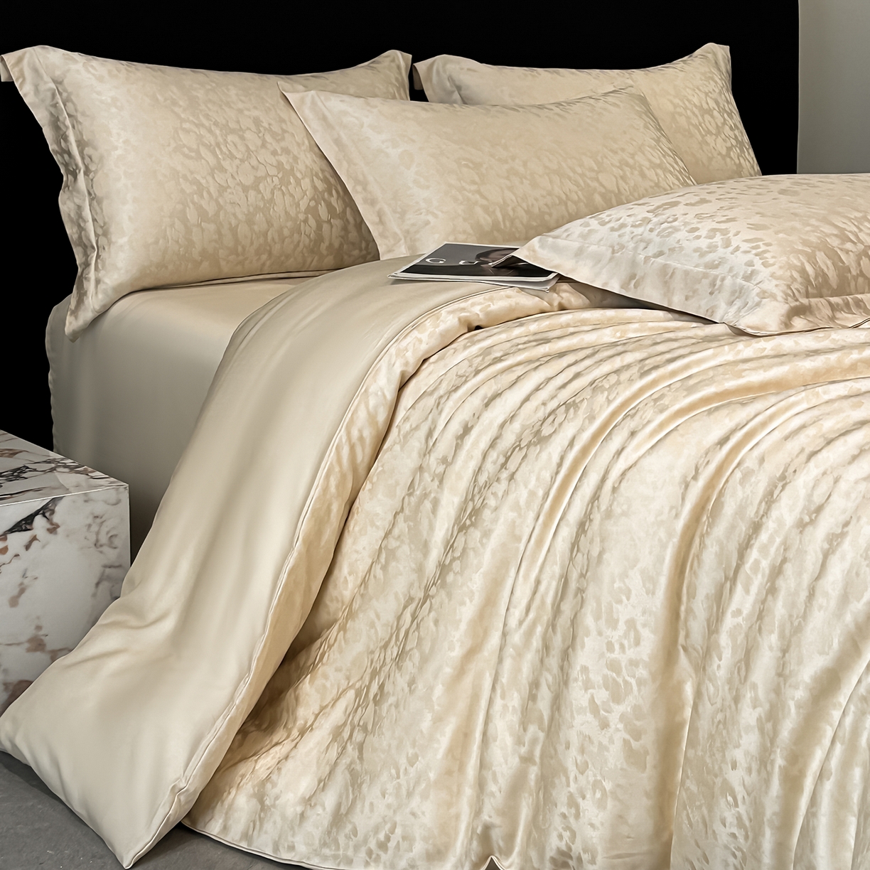 91家纺网 家纺一手货源 找家纺 （总）慕晨 2026新款莱赛尔提花被套四件套高级简奢款天丝4件套直播热款