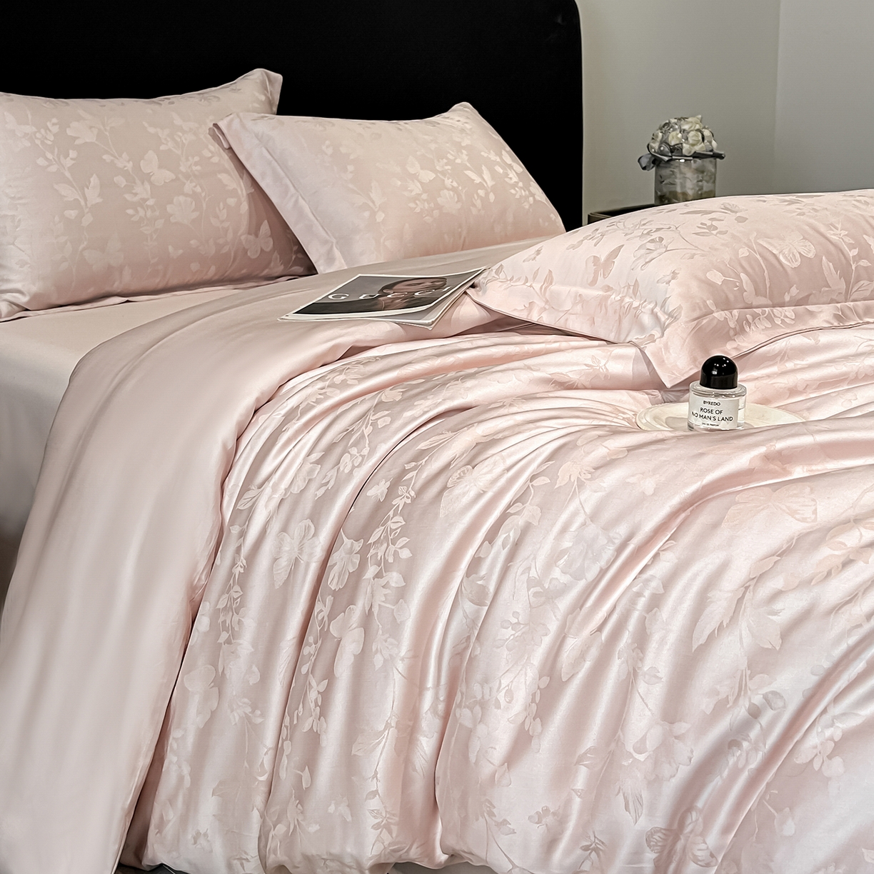 91家纺网 家纺一手货源 找家纺 慕晨 2026新款莱赛尔提花被套四件套高级简奢款天丝4件套直播热款 璃茉