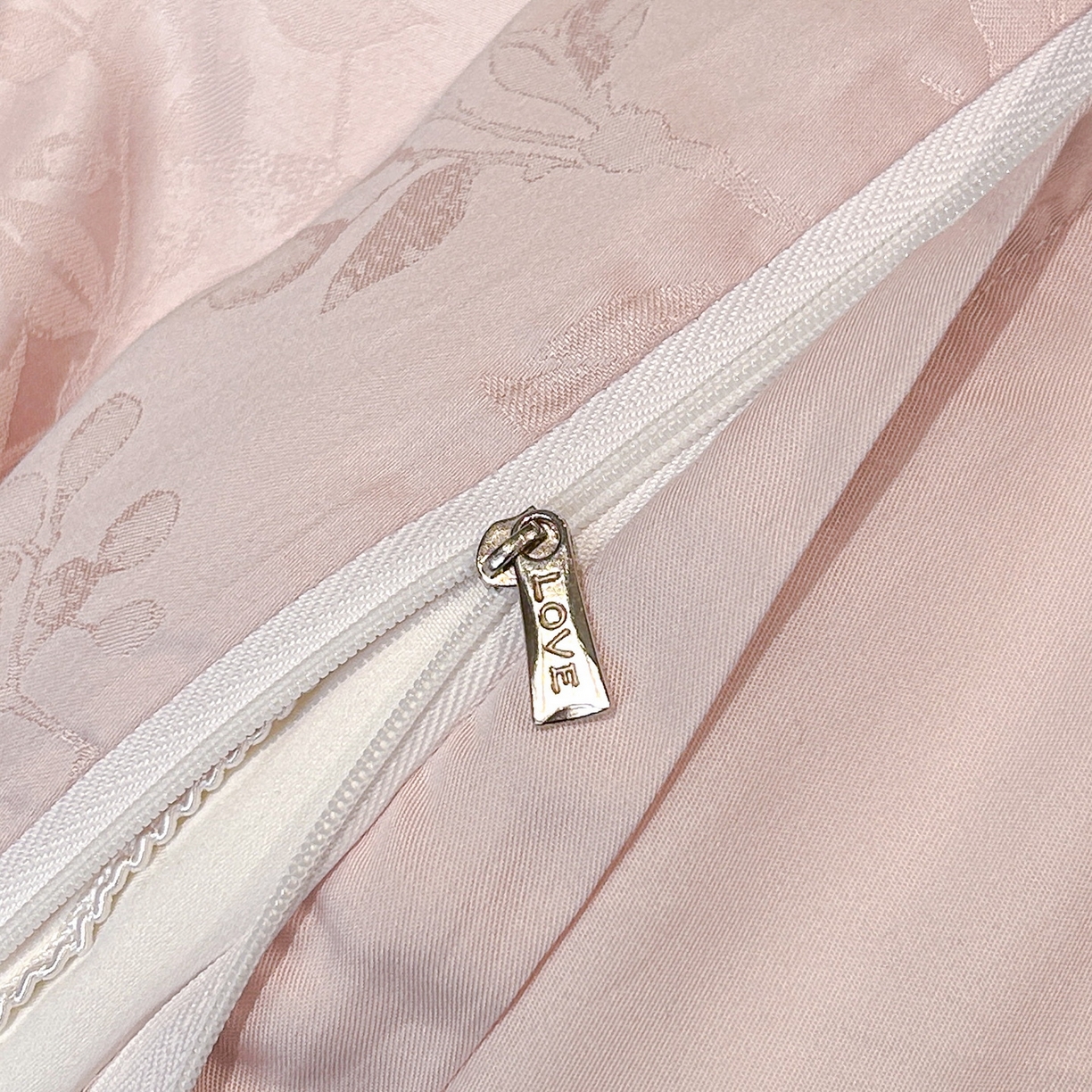 91家纺网 家纺一手货源 找家纺 慕晨 2026新款莱赛尔提花被套四件套高级简奢款天丝4件套直播热款 璃茉