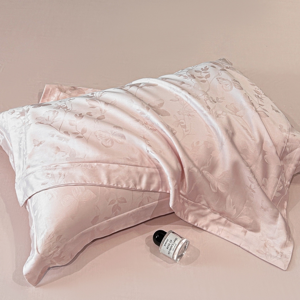 91家纺网 家纺一手货源 找家纺 慕晨 2026新款莱赛尔提花被套四件套高级简奢款天丝4件套直播热款 璃茉