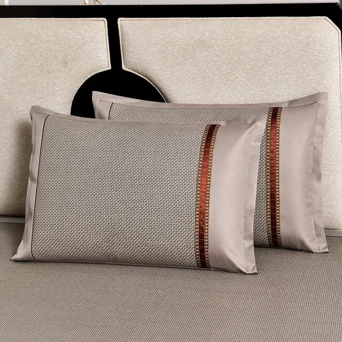 91家纺网 家纺一手货源 找家纺 小牛席业 2026新款经典条纹-冰丝夏凉枕套 加厚古藤花边枕套-浅灰