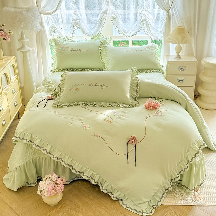 91家纺网 家纺一手货源 找家纺 （总）漫布云家纺 2026新款韩版多功能水洗棉公主风床盖款四件套-花颜系列