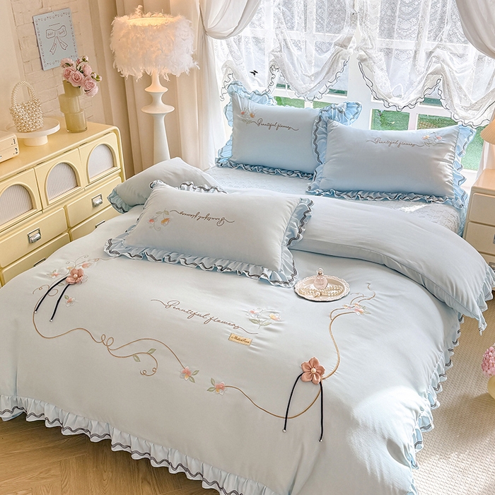 91家纺网 家纺一手货源 找家纺 漫布云家纺 2026新款韩版多功能水洗棉公主风床盖款四件套-花颜系列 花颜-梦幻蓝