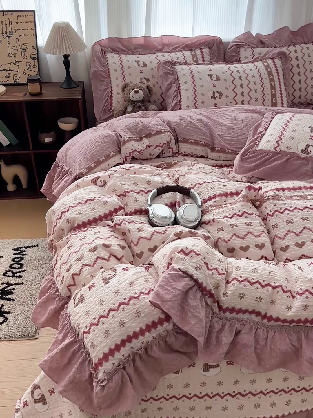 91家纺网 家纺一手货源 找家纺 元熙 2026新款泡芙纱床盖四件套 控价低于149不予供货 樱粉雪人