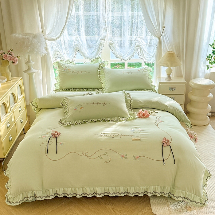 91家纺网 家纺一手货源 找家纺 漫布云家纺 2026新款韩版多功能水洗棉公主风床盖款四件套-花颜系列 花颜-嫩芽绿