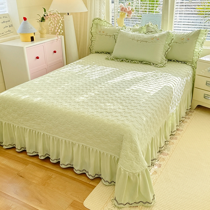 91家纺网 家纺一手货源 找家纺 漫布云家纺 2026新款韩版多功能水洗棉公主风床盖款四件套-花颜系列 花颜-嫩芽绿