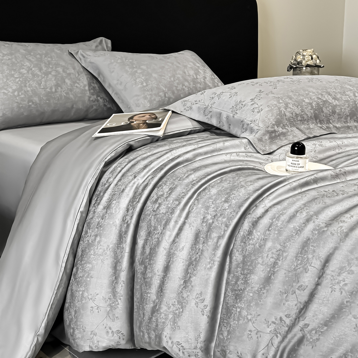 91家纺网 家纺一手货源 找家纺 慕晨 2026新款莱赛尔提花被套四件套高级简奢款天丝4件套直播热款 玛丽