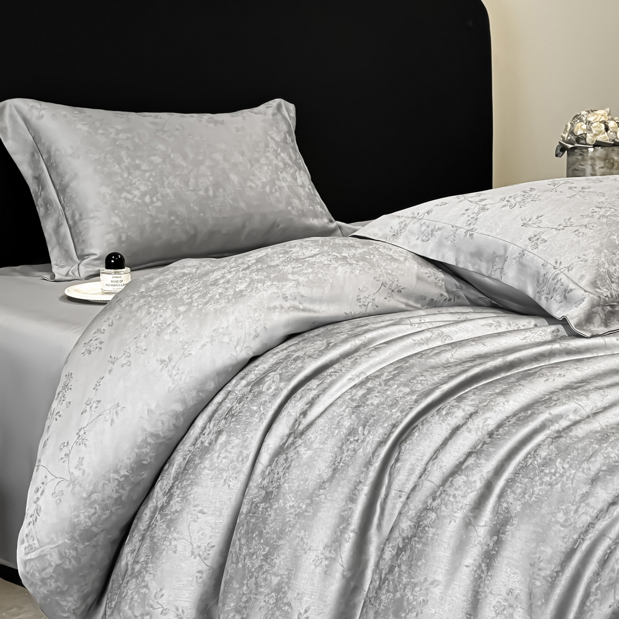 91家纺网 家纺一手货源 找家纺 慕晨 2026新款莱赛尔提花被套四件套高级简奢款天丝4件套直播热款 玛丽