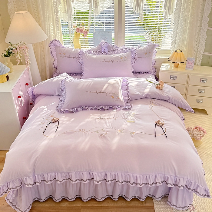 91家纺网 家纺一手货源 找家纺 漫布云家纺 2026新款韩版多功能水洗棉公主风床盖款四件套-花颜系列 花颜-香芋紫