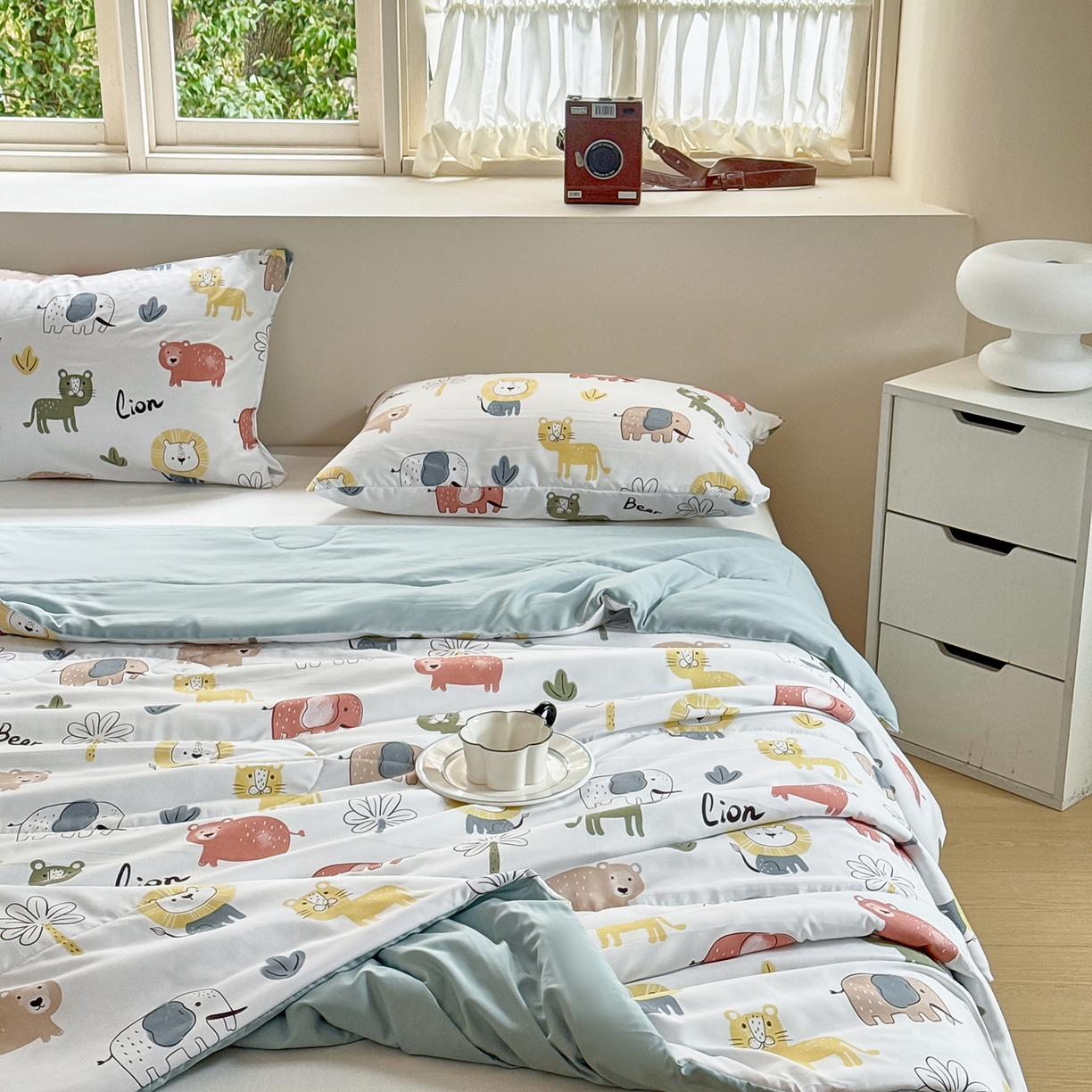 91家纺网 家纺一手货源 找家纺 梵克保罗 2026新款跑量印花款夏被被子被芯系列 动物狂想曲