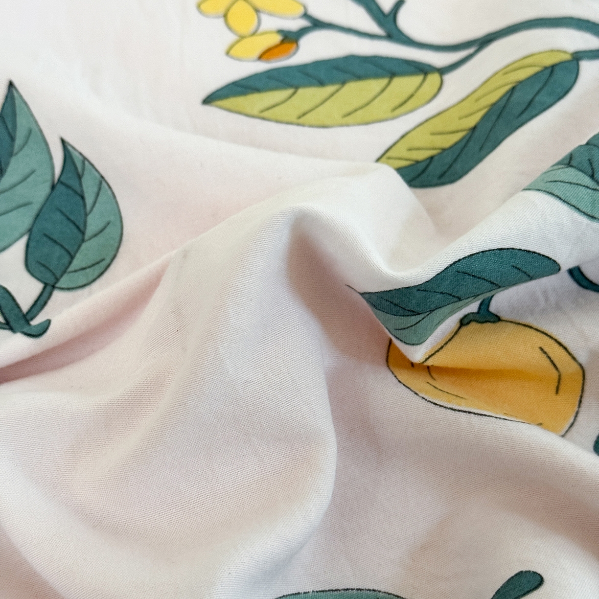 91家纺网 家纺一手货源 找家纺 梵克保罗 2026新款跑量印花款夏被被子被芯系列 金果小筑