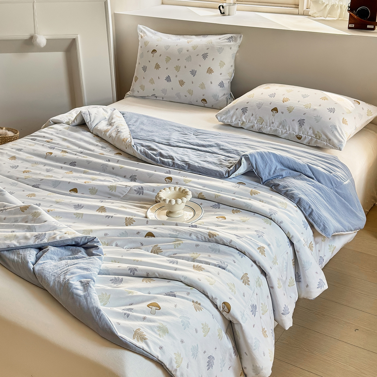 91家纺网 家纺一手货源 找家纺 梵克保罗 2026新款跑量印花款夏被被子被芯系列 浪漫枫叶