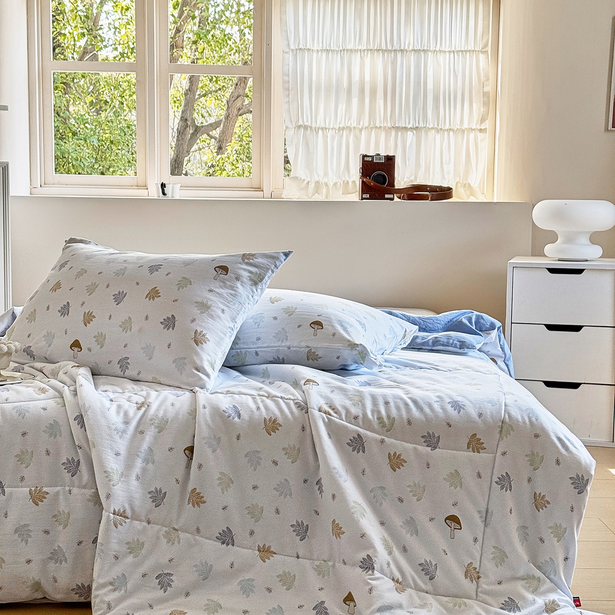 91家纺网 家纺一手货源 找家纺 梵克保罗 2026新款跑量印花款夏被被子被芯系列 浪漫枫叶