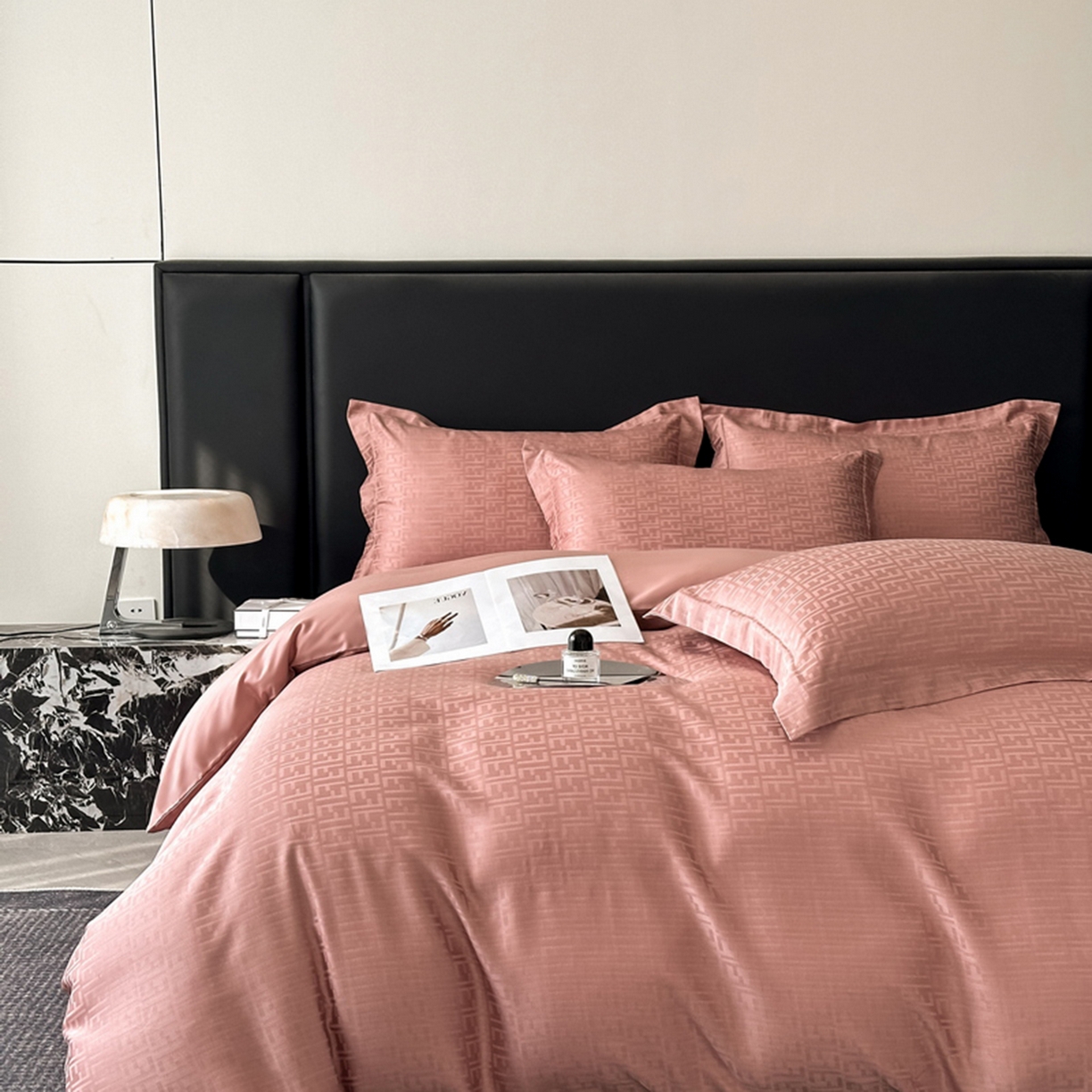 91家纺网 家纺一手货源 找家纺 慕晨 2026新款莱赛尔提花被套四件套高级简奢款天丝4件套直播热款 米娜