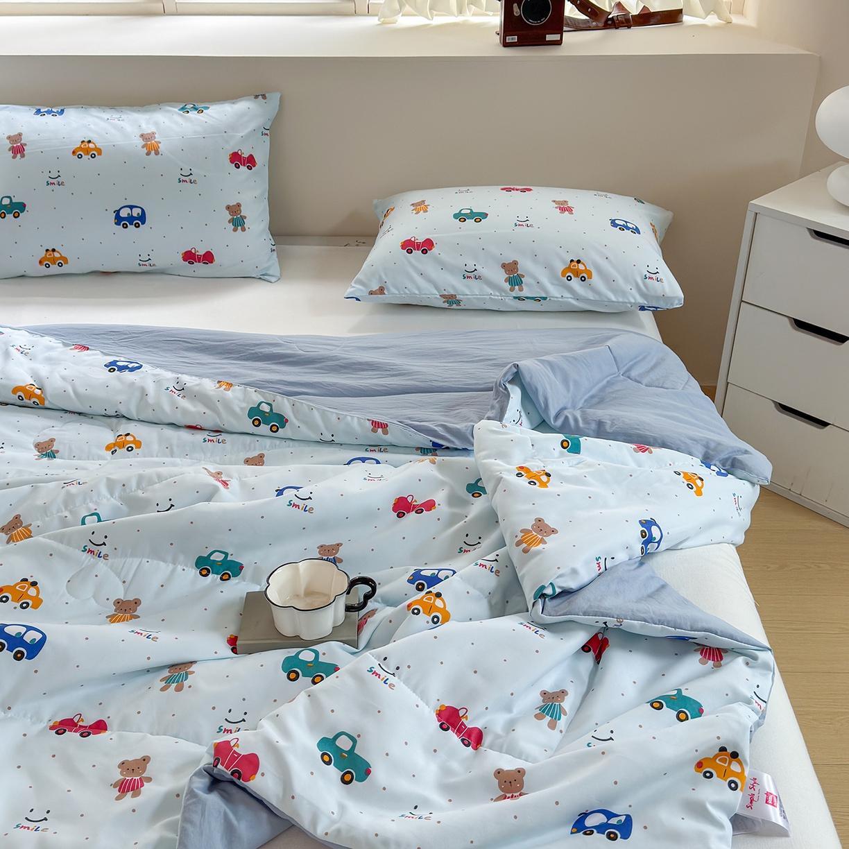 91家纺网 家纺一手货源 找家纺 梵克保罗 2026新款跑量印花款夏被被子被芯系列 萌熊车队