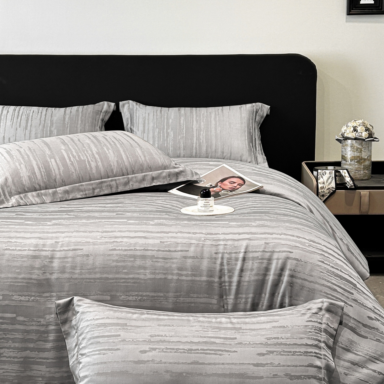 91家纺网 家纺一手货源 找家纺 慕晨 2026新款莱赛尔提花被套四件套高级简奢款天丝4件套直播热款 亚希