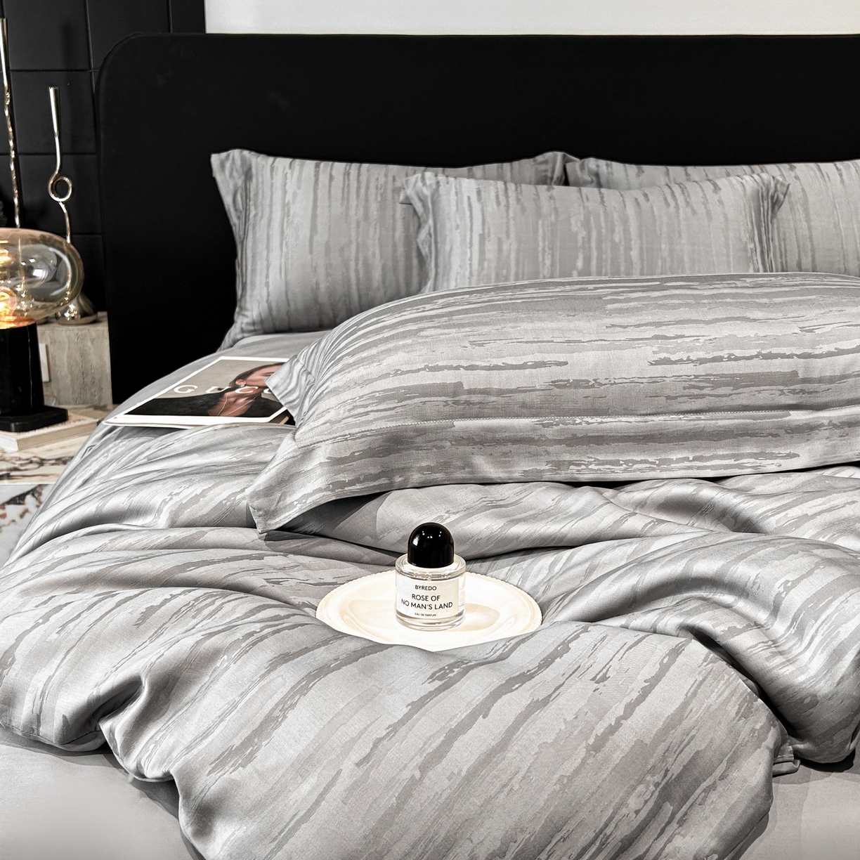 91家纺网 家纺一手货源 找家纺 慕晨 2026新款莱赛尔提花被套四件套高级简奢款天丝4件套直播热款 亚希