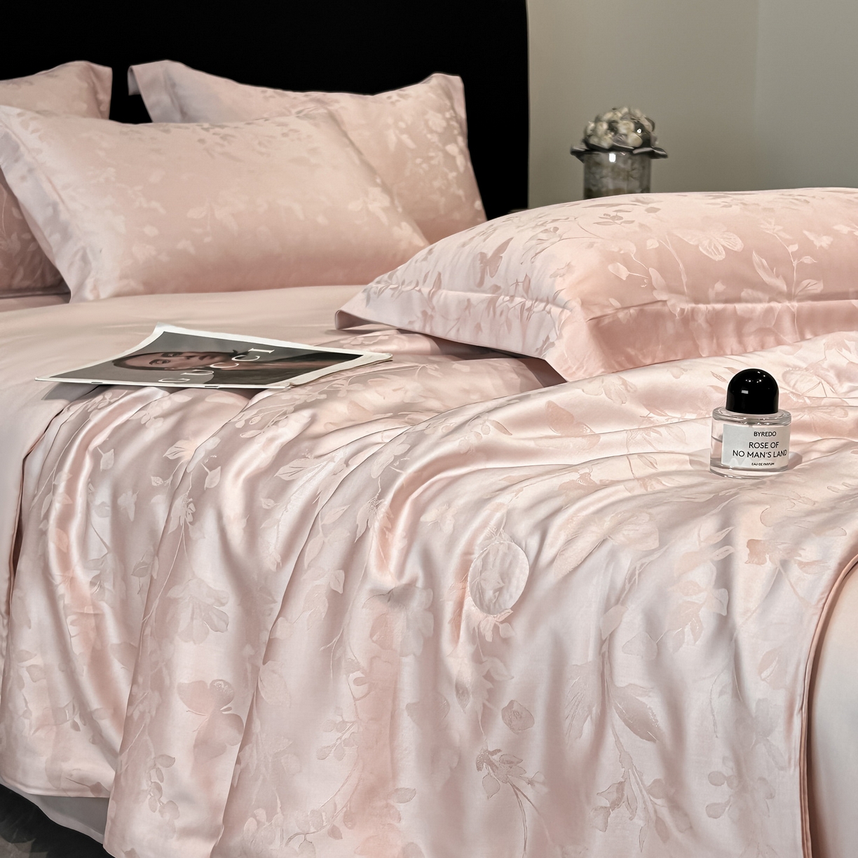 91家纺网 家纺一手货源 找家纺 （总）慕晨 2026新款莱赛尔提花四件套高级简奢款天丝夏被四件套直播热款