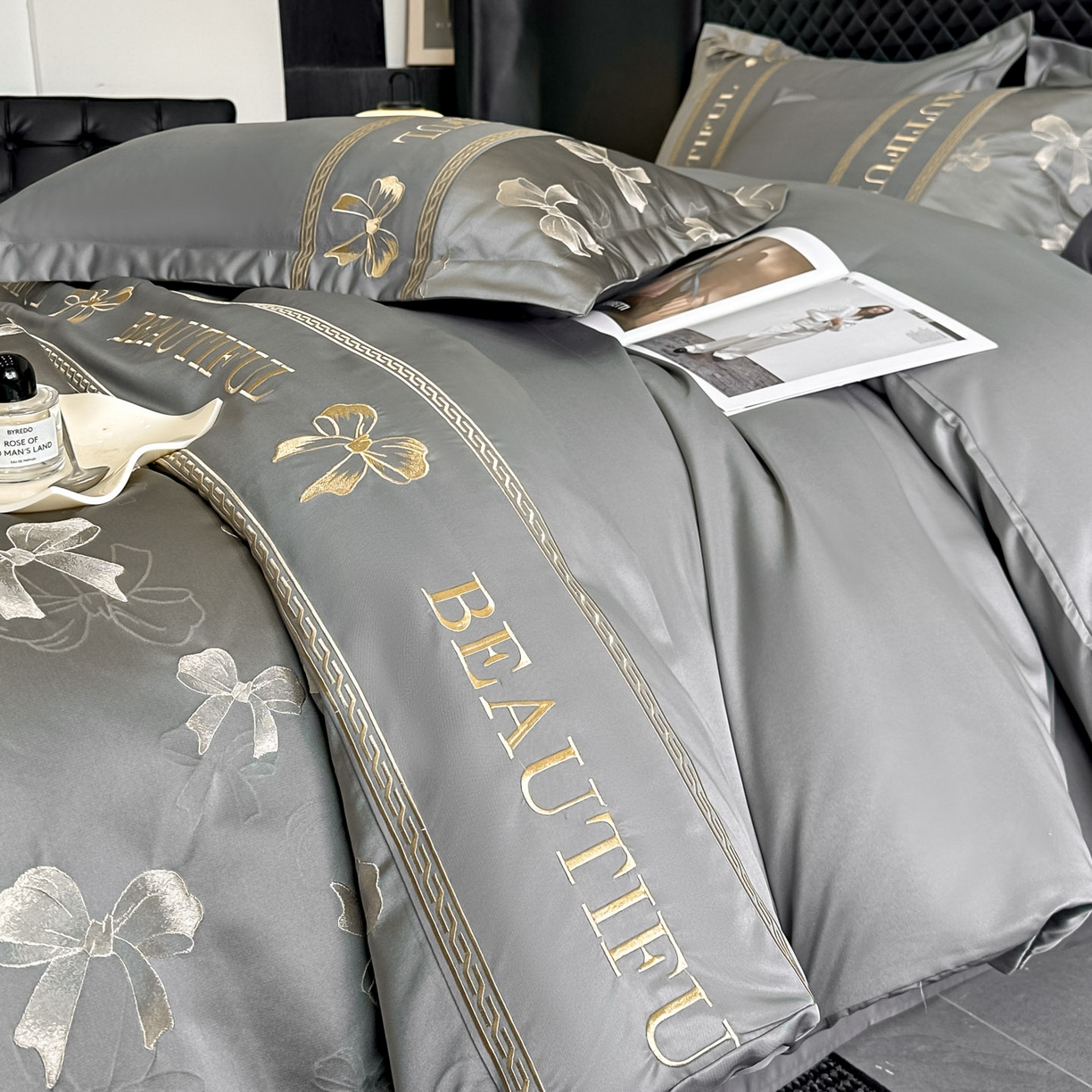 91家纺网 家纺一手货源 找家纺 （总）首尔家纺 2026春夏新款水洗真丝金丝浮雕提花绣花床盖款床单款四件套