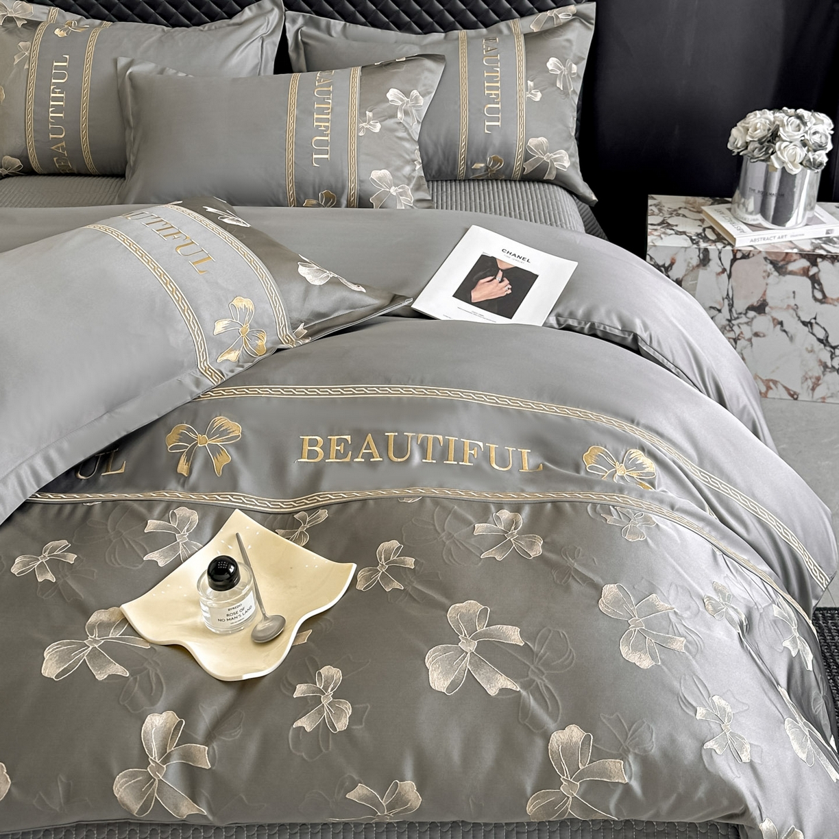 91家纺网 家纺一手货源 找家纺 （总）首尔家纺 2026春夏新款水洗真丝金丝浮雕提花绣花床盖款床单款四件套