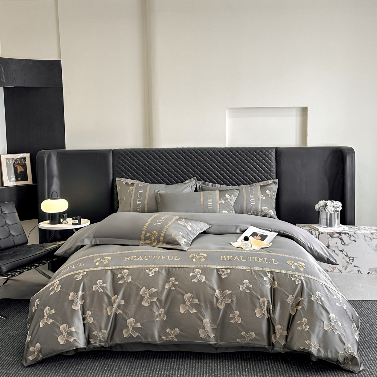 91家纺网 家纺一手货源 找家纺 （总）首尔家纺 2026春夏新款水洗真丝金丝浮雕提花绣花床盖款床单款四件套