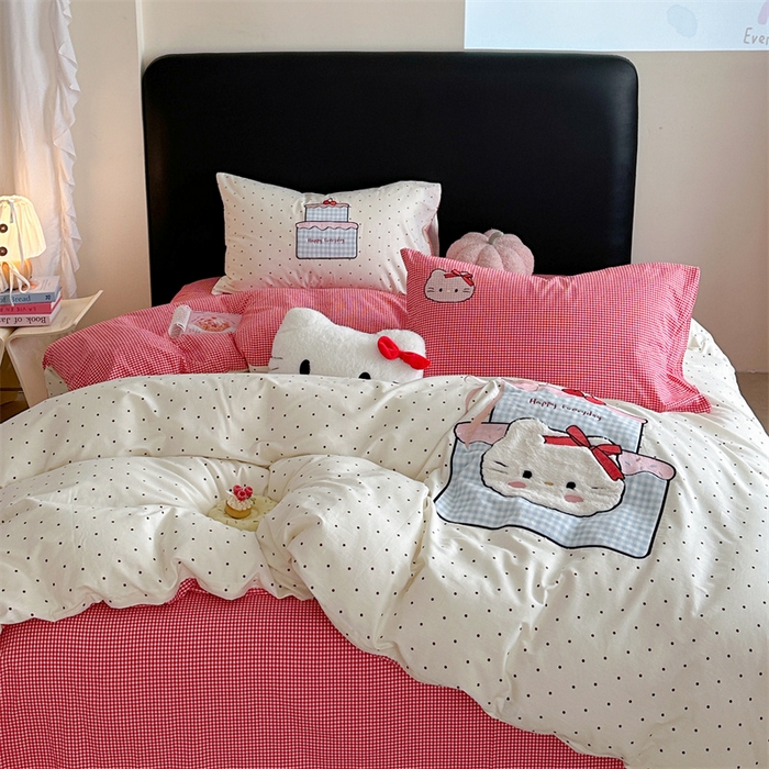 91家纺网 家纺一手货源 找家纺 暖生活 2026新款全棉色织贴布绣四件套 KT蛋糕