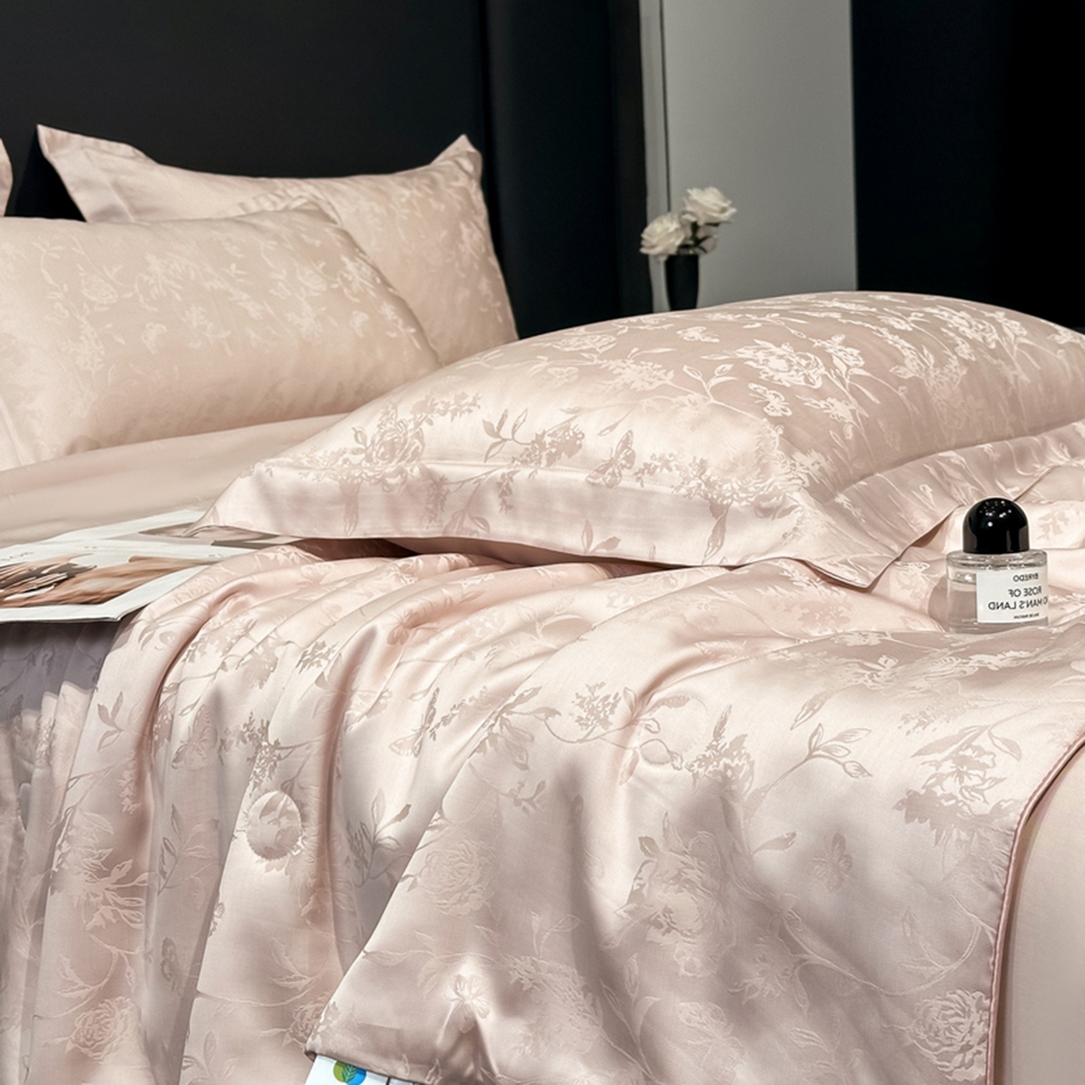 91家纺网 家纺一手货源 找家纺 慕晨 2026新款莱赛尔提花四件套高级简奢款天丝夏被四件套直播热款 艾尔