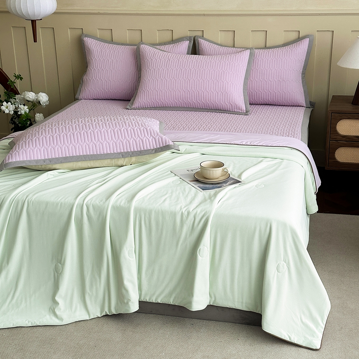 91家纺网 家纺一手货源 找家纺 幸嘉轩 2026新款凉感丝夏被床盖四件套拼色夏凉被空调被 绿+紫