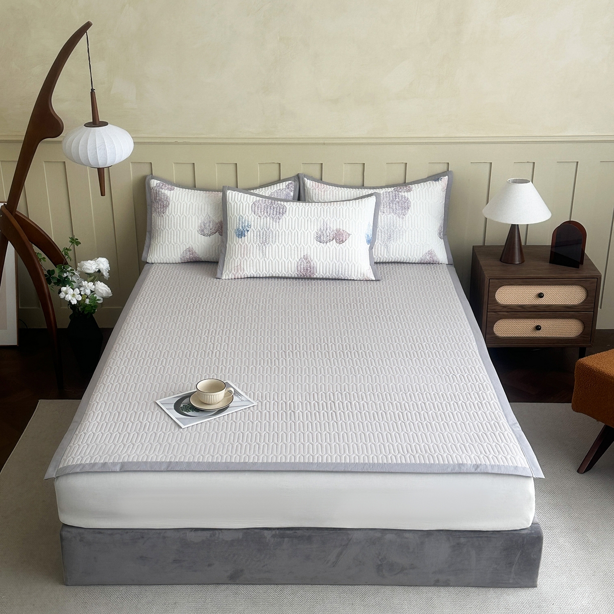 91家纺网 家纺一手货源 找家纺 幸嘉轩 2026新款凉感丝夏被床盖四件套拼色夏凉被空调被 枫叶