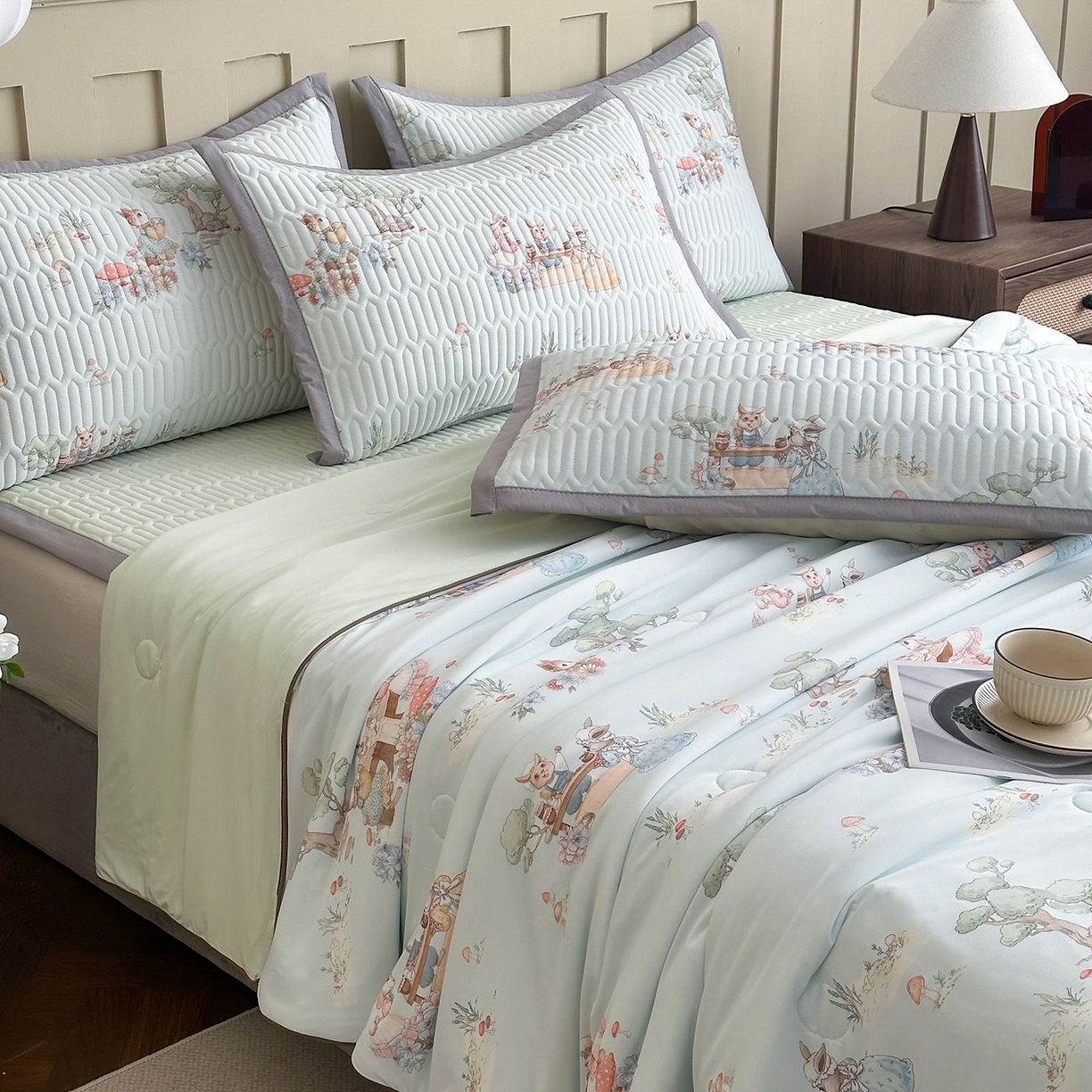 91家纺网 家纺一手货源 找家纺 幸嘉轩 2026新款凉感丝夏被床盖四件套拼色夏凉被空调被 惬意午后-绿