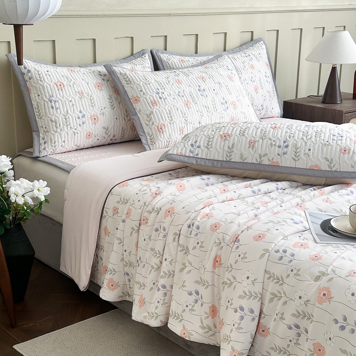 91家纺网 家纺一手货源 找家纺 幸嘉轩 2026新款凉感丝夏被床盖四件套拼色夏凉被空调被 花蔓-玉