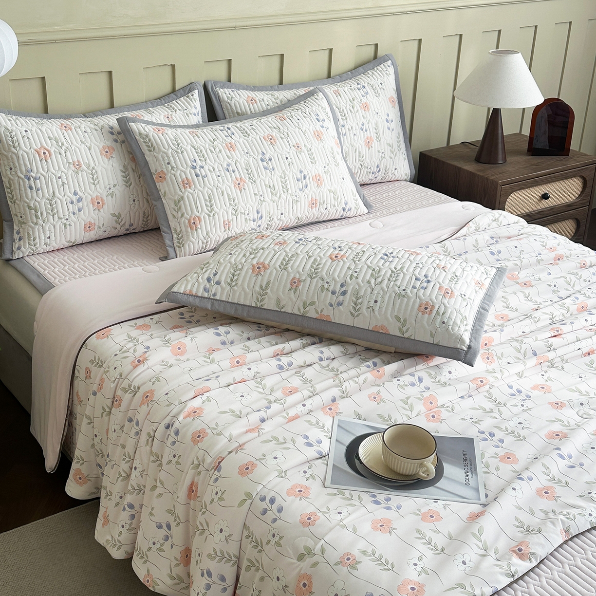 91家纺网 家纺一手货源 找家纺 幸嘉轩 2026新款凉感丝夏被床盖四件套拼色夏凉被空调被 花蔓-玉