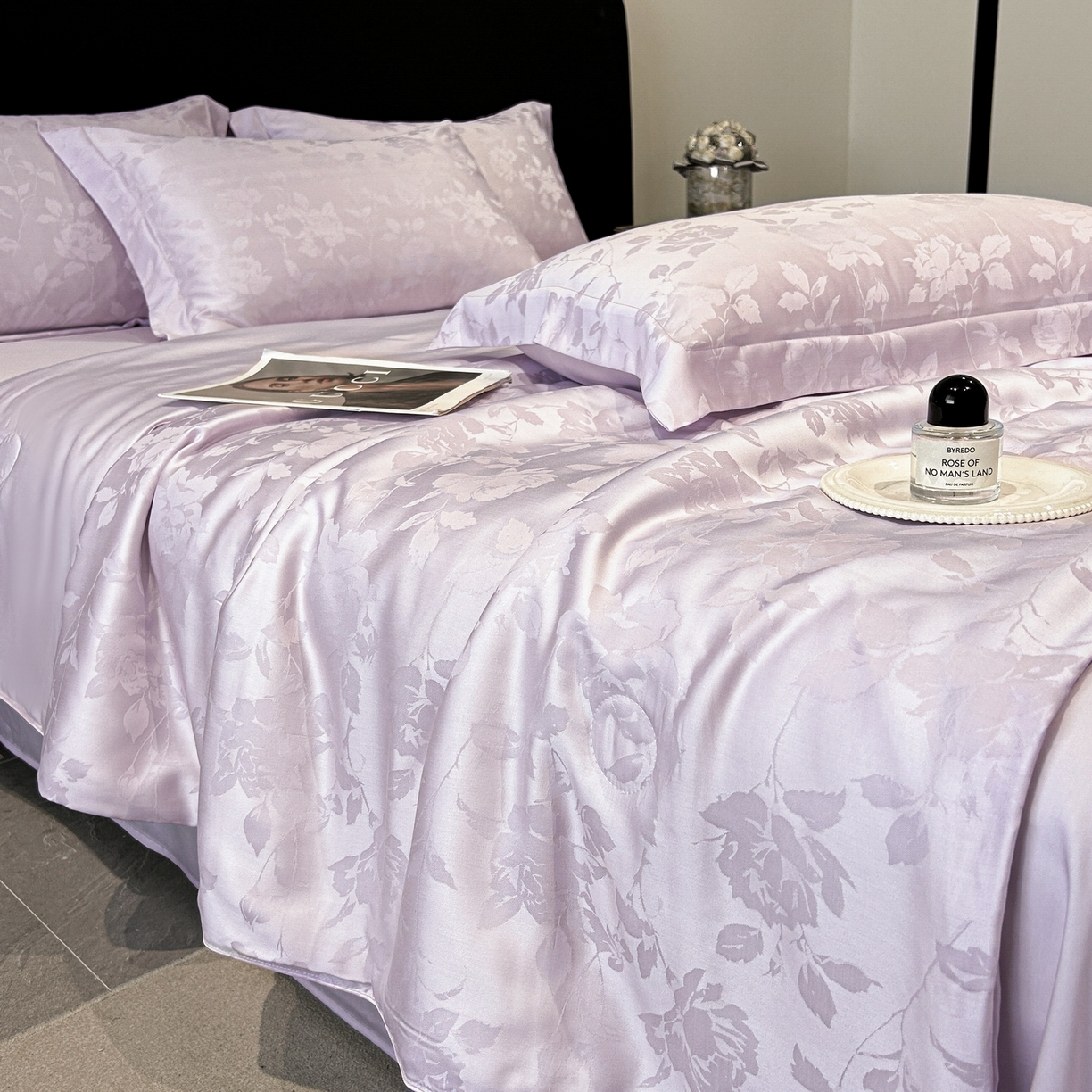 91家纺网 家纺一手货源 找家纺 慕晨 2026新款莱赛尔提花四件套高级简奢款天丝夏被四件套直播热款 洛溪