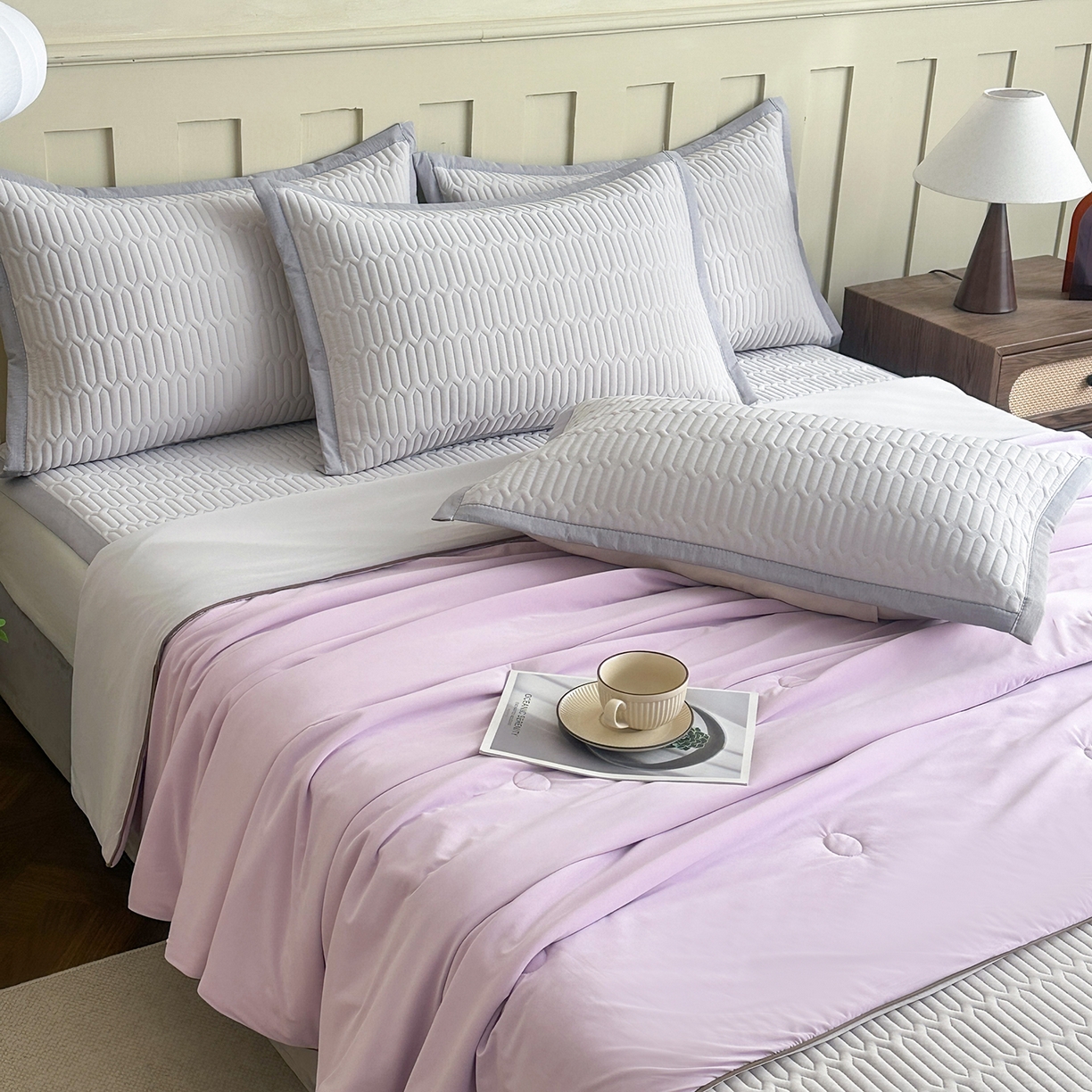 91家纺网 家纺一手货源 找家纺 幸嘉轩 2026新款凉感丝夏被床盖四件套拼色夏凉被空调被 紫+灰