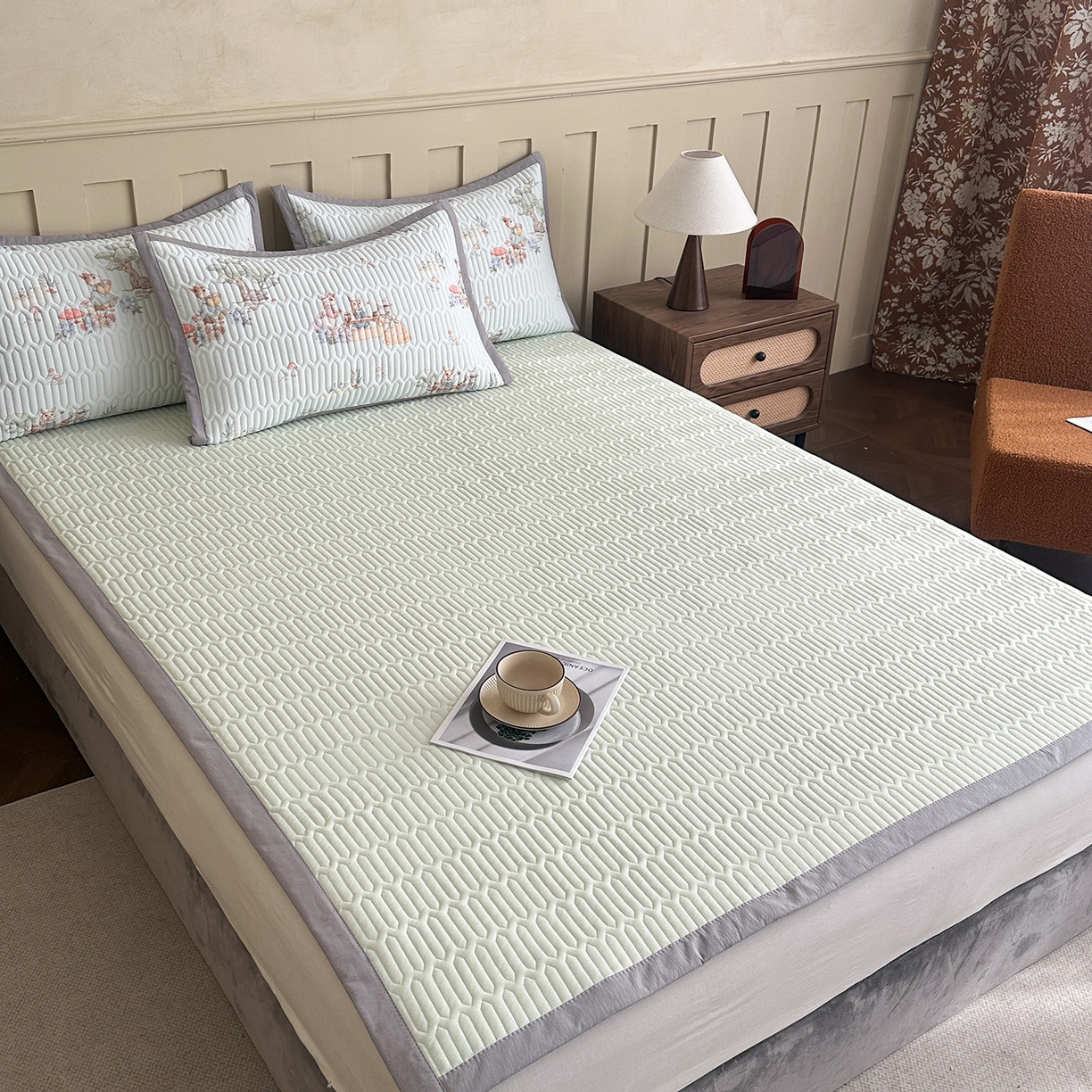 91家纺网 家纺一手货源 找家纺 幸嘉轩 2026新款凉感丝夏被床盖四件套拼色夏凉被空调被 惬意午后-绿