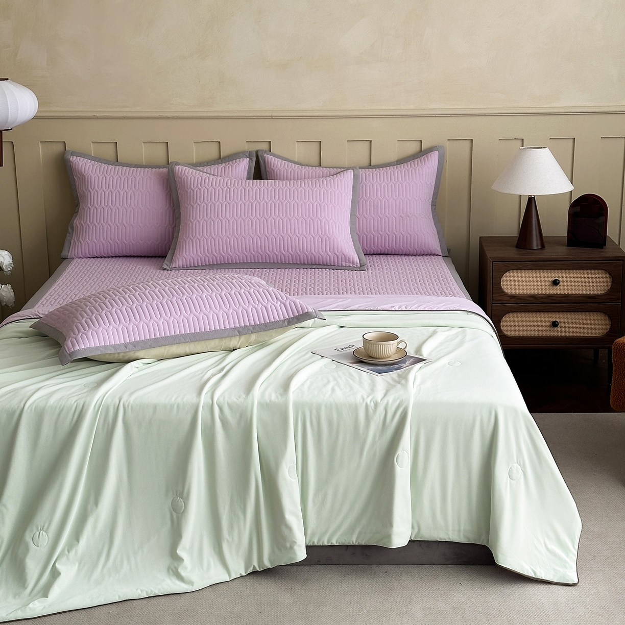 91家纺网 家纺一手货源 找家纺 幸嘉轩 2026新款凉感丝夏被床盖四件套拼色夏凉被空调被 绿+紫