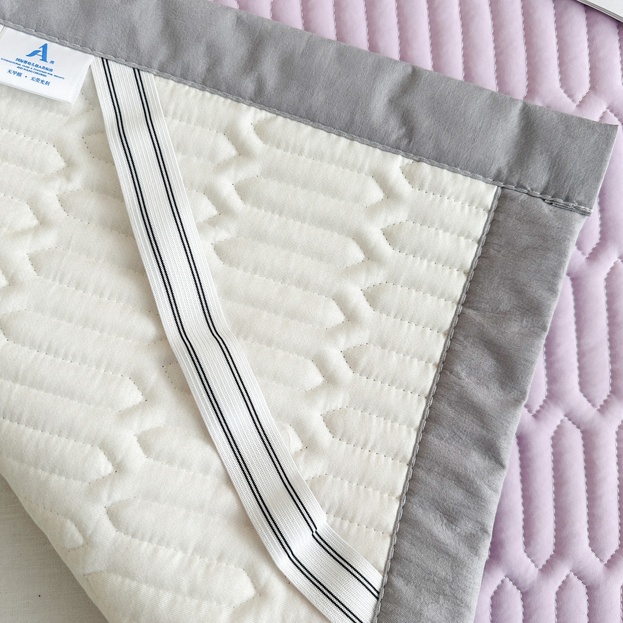 91家纺网 家纺一手货源 找家纺 幸嘉轩 2026新款凉感丝夏被床盖四件套拼色夏凉被空调被 绿+紫