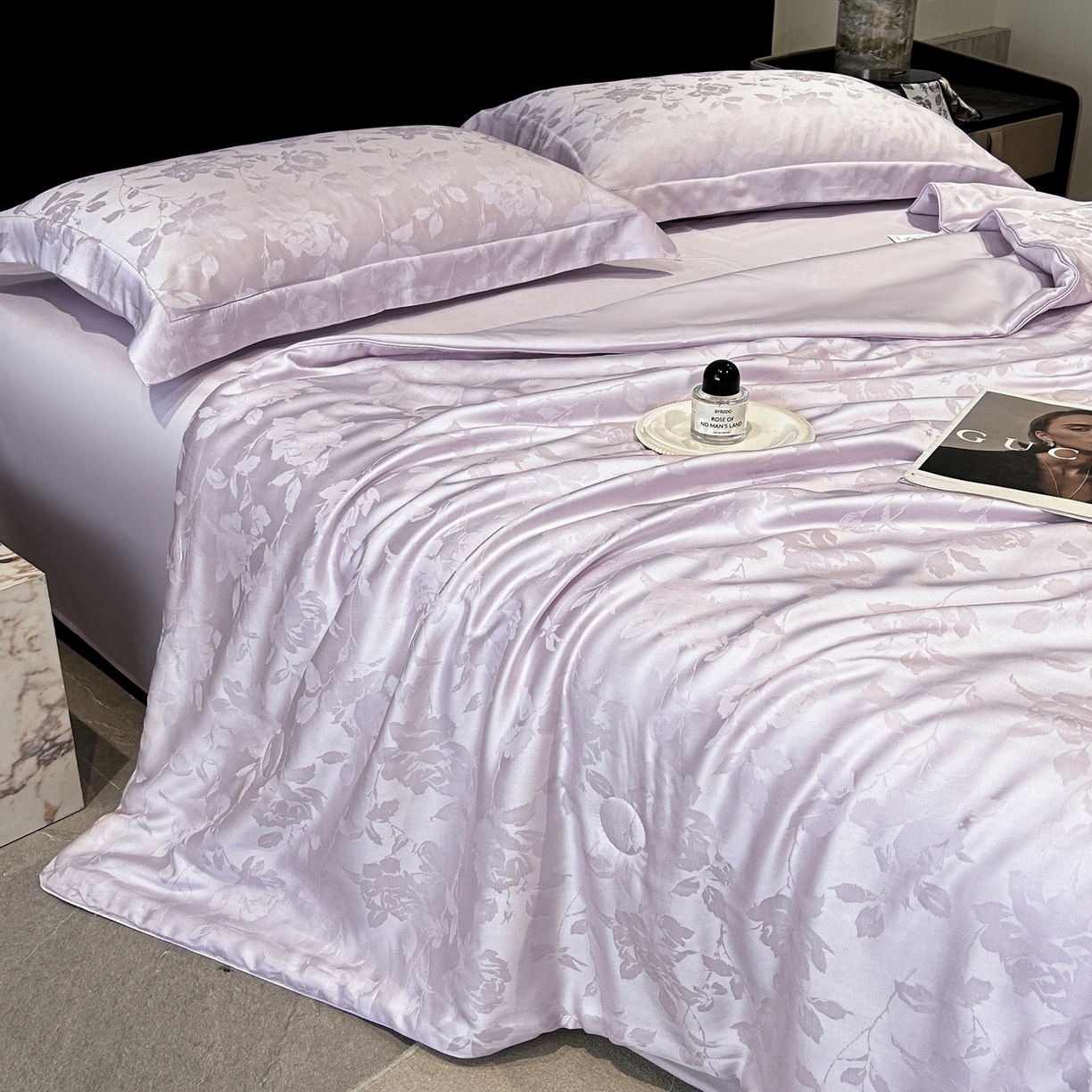 91家纺网 家纺一手货源 找家纺 慕晨 2026新款莱赛尔提花四件套高级简奢款天丝夏被四件套直播热款 洛溪