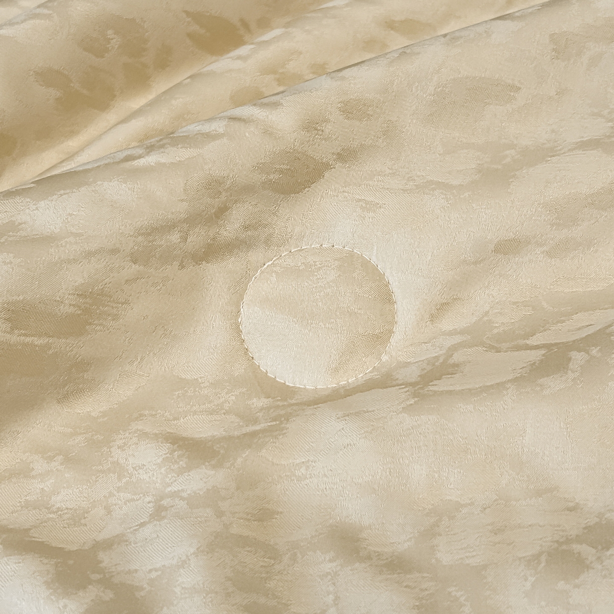 91家纺网 家纺一手货源 找家纺 慕晨 2026新款莱赛尔提花四件套高级简奢款天丝夏被四件套直播热款 欧凯