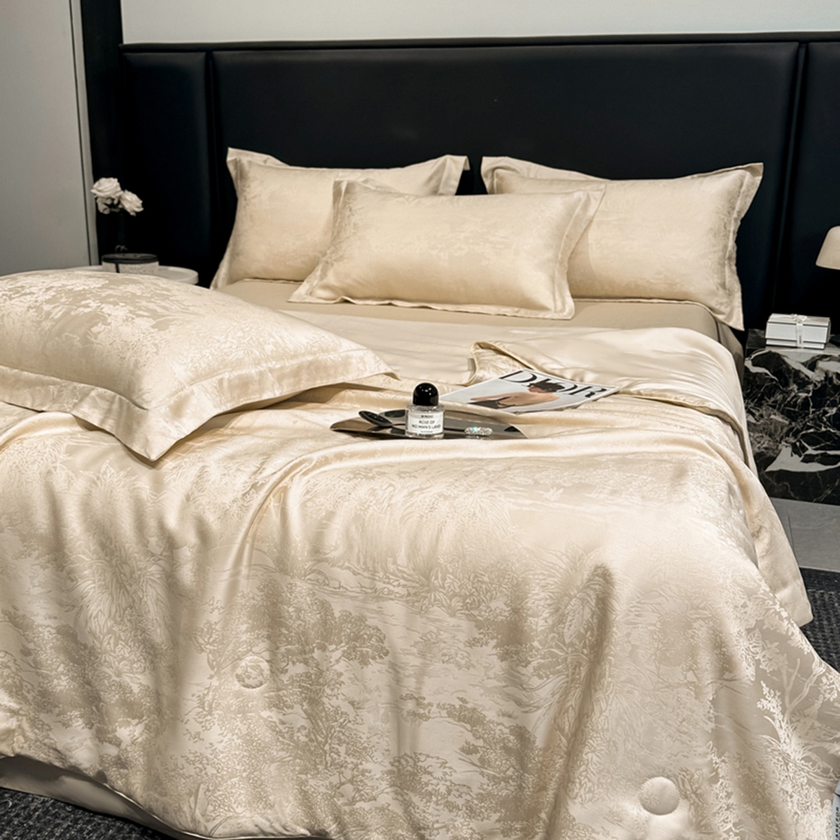 91家纺网 家纺一手货源 找家纺 慕晨 2026新款莱赛尔提花四件套高级简奢款天丝夏被四件套直播热款 佩吉拉