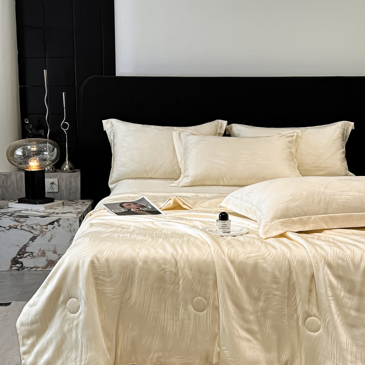 91家纺网 家纺一手货源 找家纺 慕晨 2026新款莱赛尔提花四件套高级简奢款天丝夏被四件套直播热款 随意