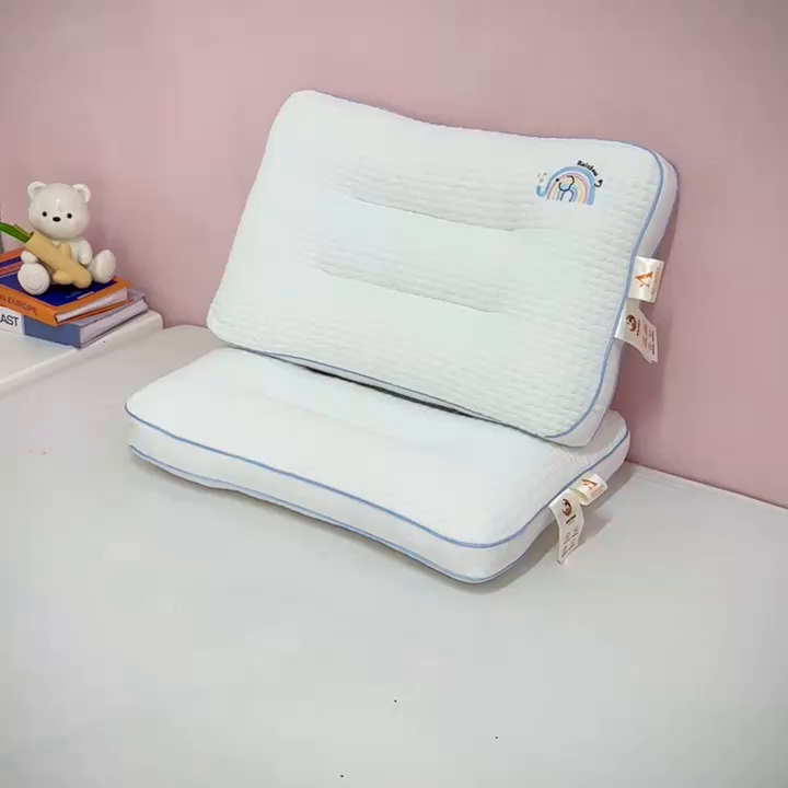 91家纺网 家纺一手货源 找家纺 （总）芯宜佳 2026新款枕芯A类针织按摩卡通刺绣儿童枕头学生宿舍专用护颈枕芯